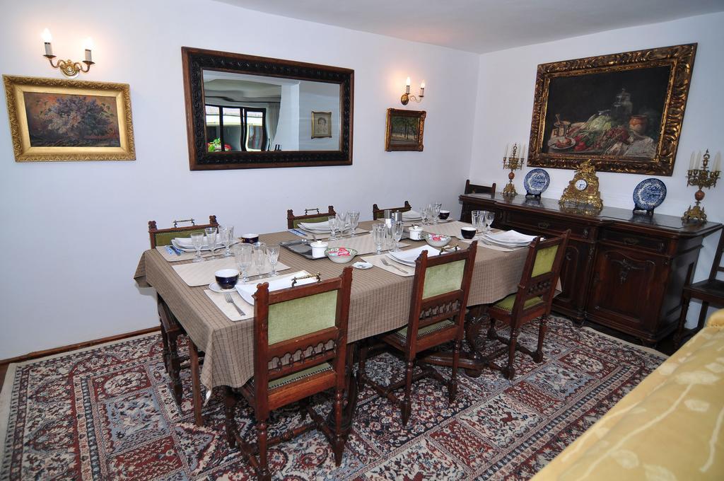 Bed & Breakfast Popamuseum Tarpesti Strada Muzeului Nr 28 Tîrpeşti Exteriör bild